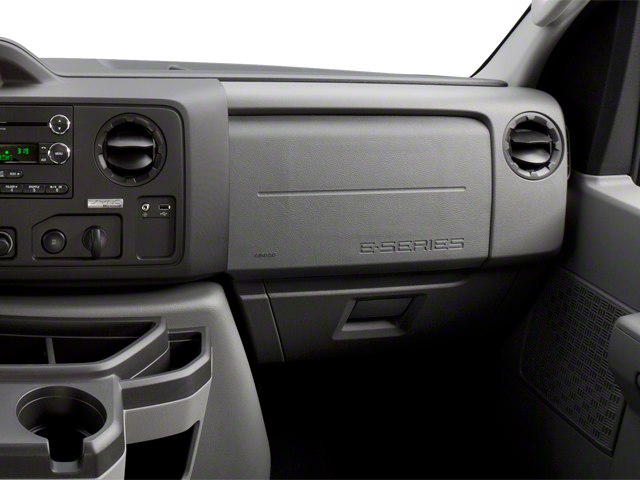 2010 Ford E-350SD XLT