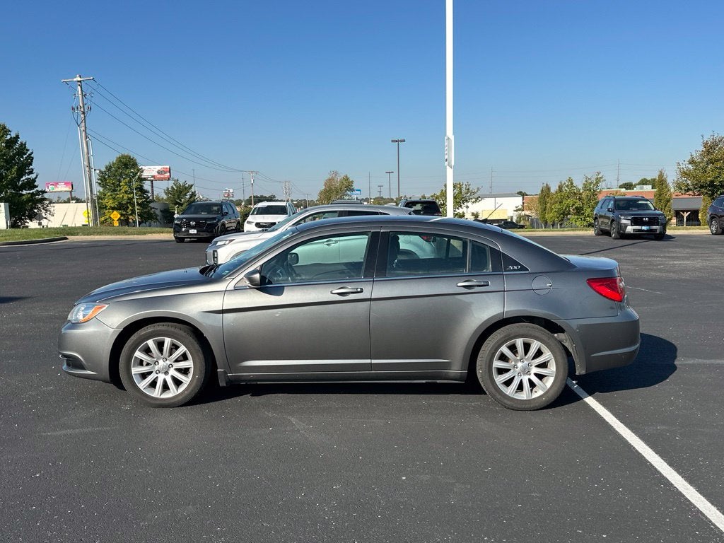 2012 Chrysler 200 Touring