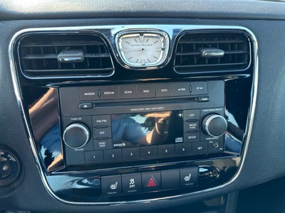 2012 Chrysler 200 Touring