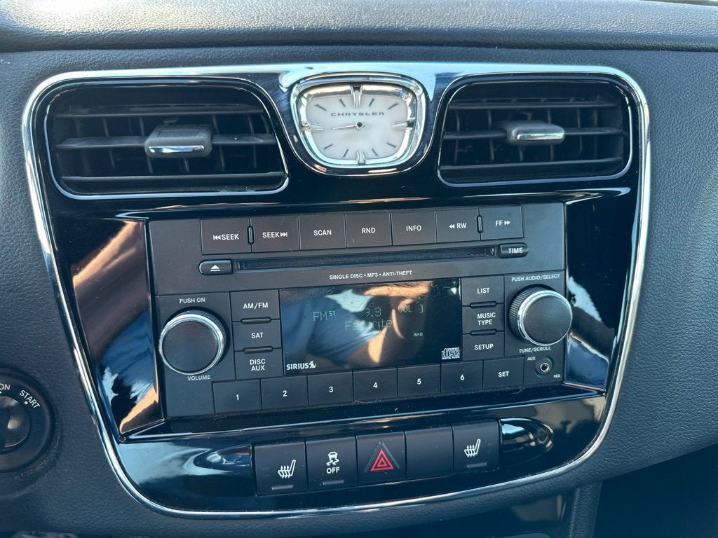 2012 Chrysler 200 Touring