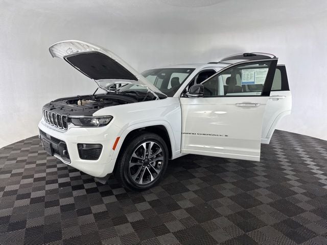 2023 Jeep Grand Cherokee Overland