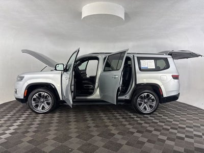 2022 Jeep Wagoneer Series III
