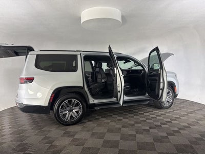 2022 Jeep Wagoneer Series III