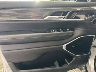 2022 Jeep Wagoneer Series III