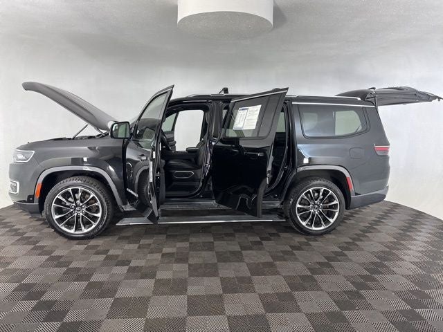 2022 Jeep Wagoneer Series III