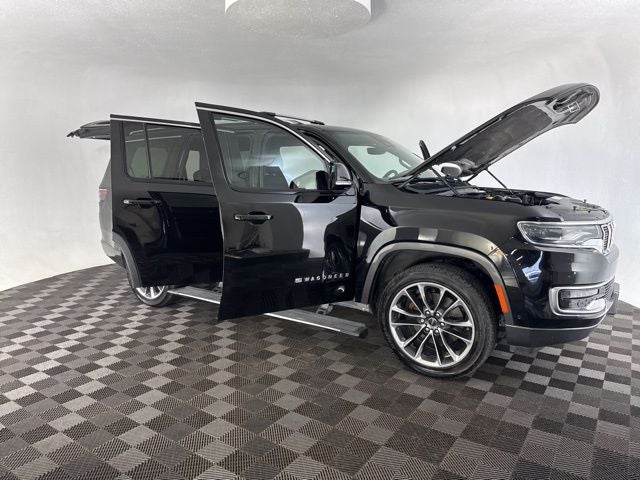 2022 Jeep Wagoneer Series III