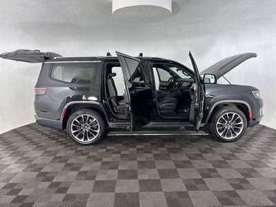 2022 Jeep Wagoneer Series III