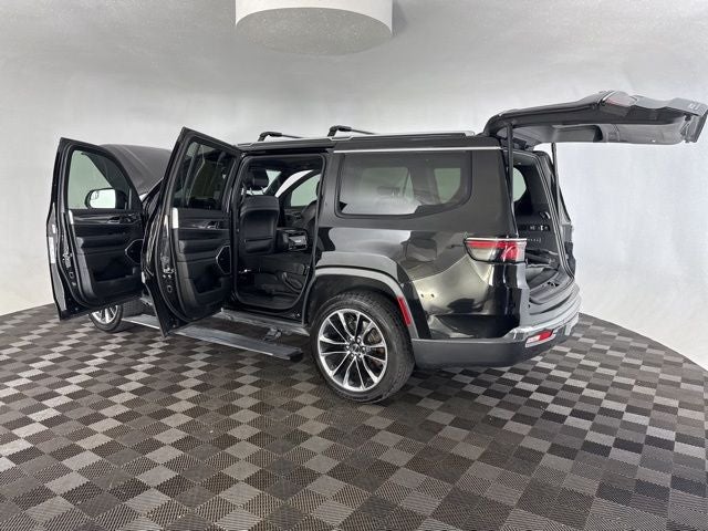 2022 Jeep Wagoneer Series III