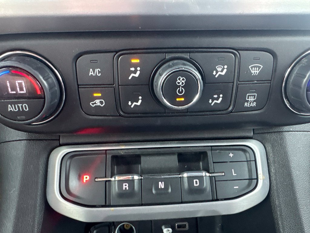 2022 GMC Acadia SLE