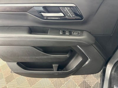 2025 Chevrolet Suburban Z71
