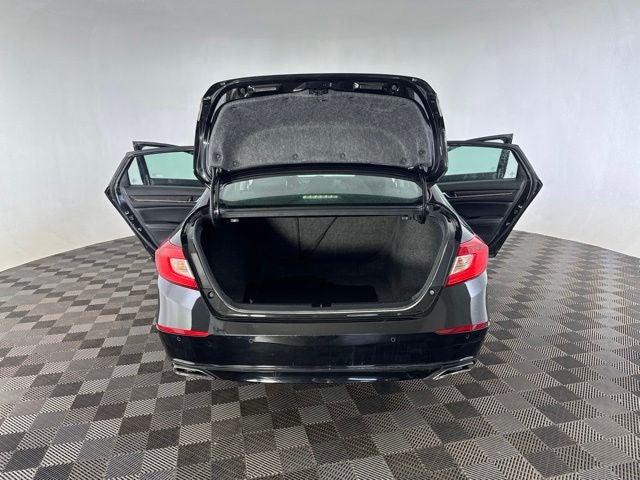 2019 Honda Accord Touring 2.0T