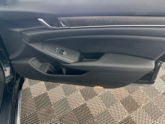 2019 Honda Accord Touring 2.0T