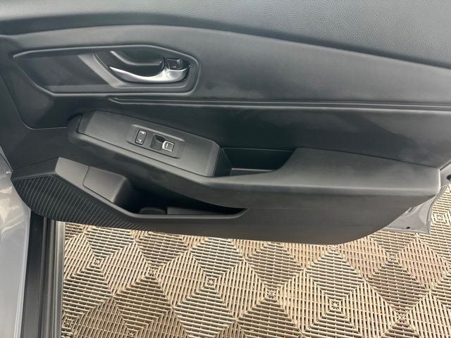2025 Honda Accord SE - Photo 25