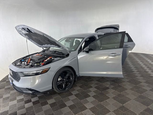2024 Honda Accord Hybrid Sport-L - Photo 13