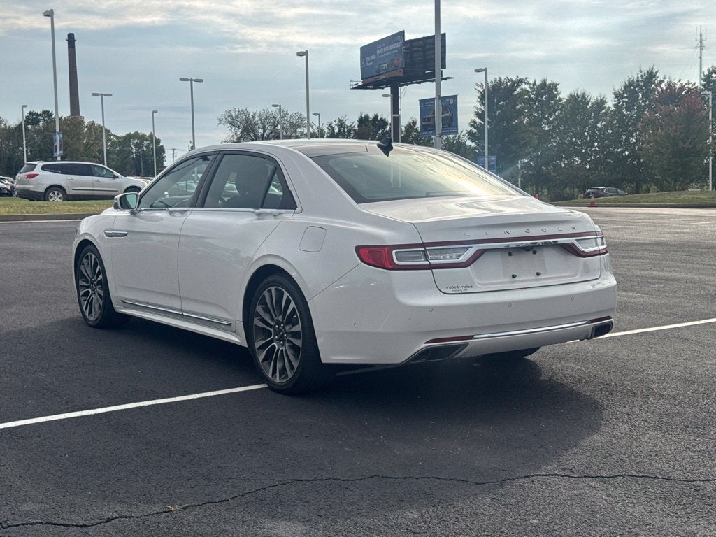 2018 Lincoln Continental Select