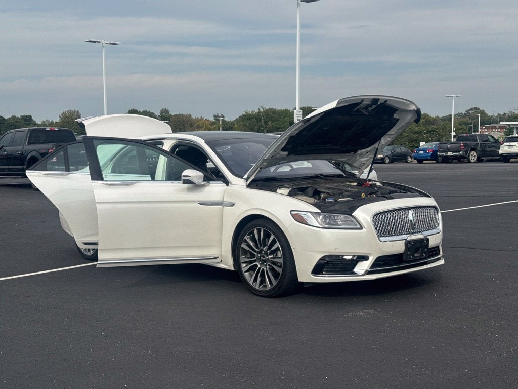 2018 Lincoln Continental Select