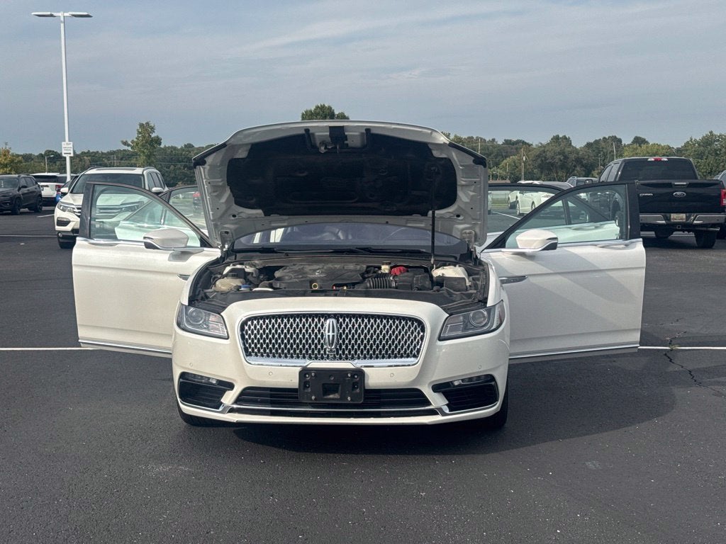 2018 Lincoln Continental Select