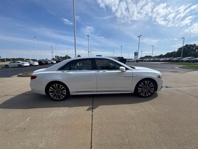 2018 Lincoln Continental Select