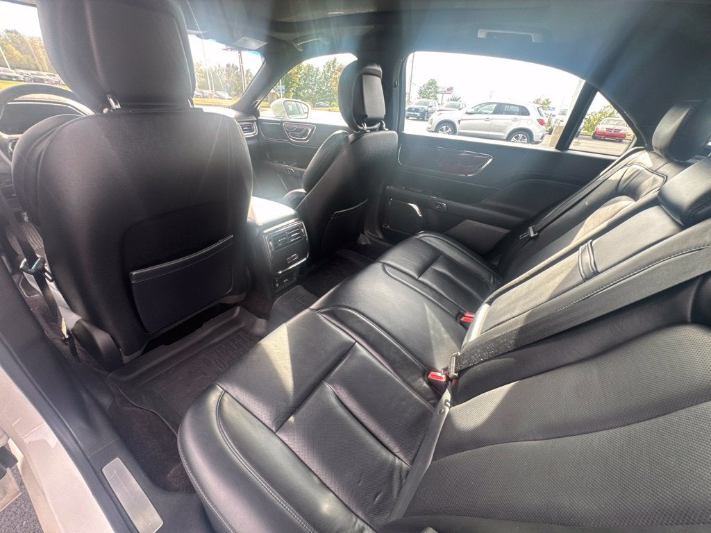 2018 Lincoln Continental Select