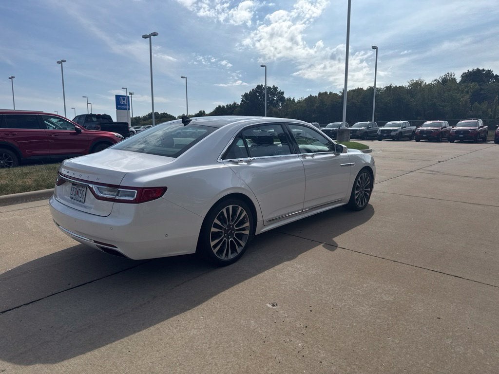 2018 Lincoln Continental Select