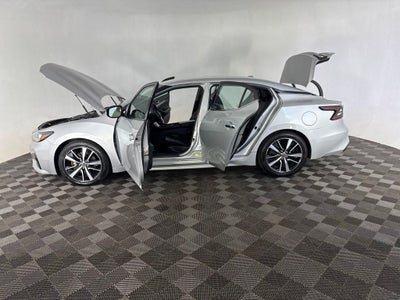 2022 Nissan Maxima SV