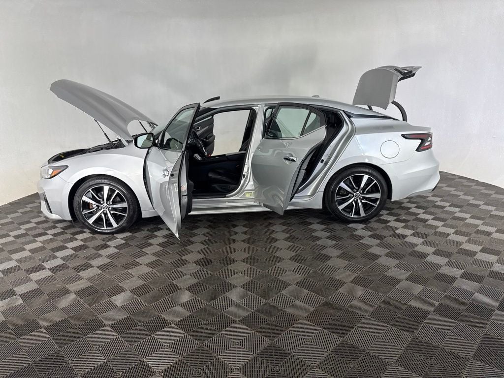 2022 Nissan Maxima SV