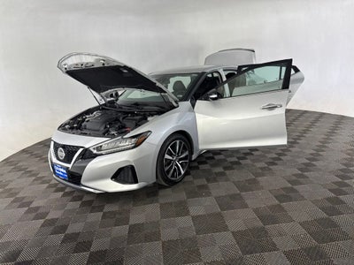 2022 Nissan Maxima SV