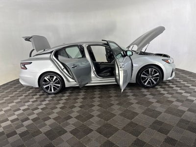 2022 Nissan Maxima SV