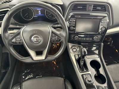 2022 Nissan Maxima SV