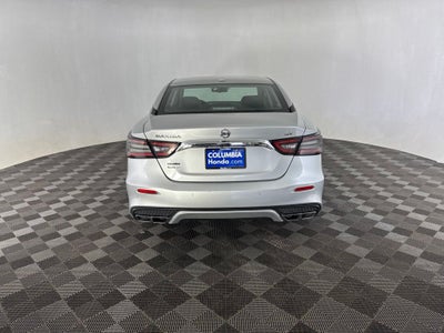 2022 Nissan Maxima SV
