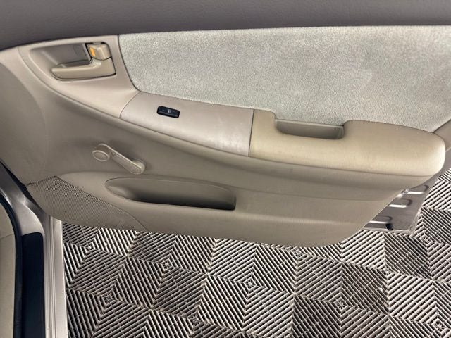 2003 Toyota Corolla CE