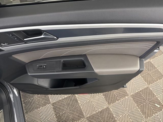 2021 Volkswagen Atlas Cross Sport 3.6L V6 SEL Premium R-Line