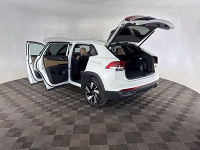 2025 Volkswagen Atlas Cross Sport 2.0T SE w/Technology