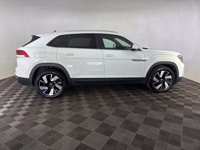 2025 Volkswagen Atlas Cross Sport 2.0T SE w/Technology