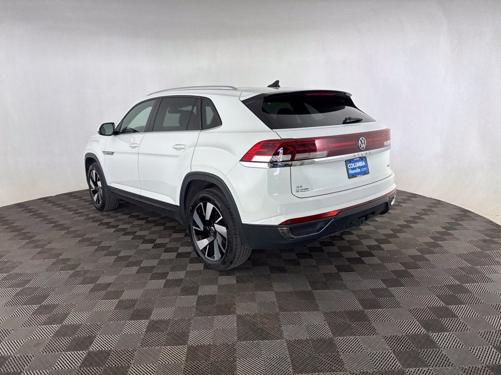 2025 Volkswagen Atlas Cross Sport 2.0T SE w/Technology