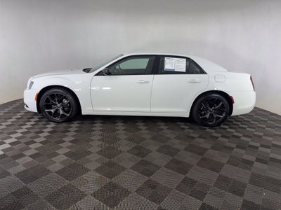 2022 Chrysler 300 Touring