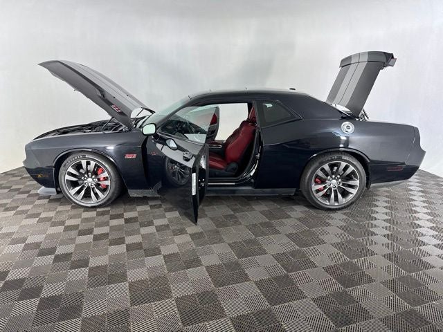 2013 Dodge Challenger SRT8