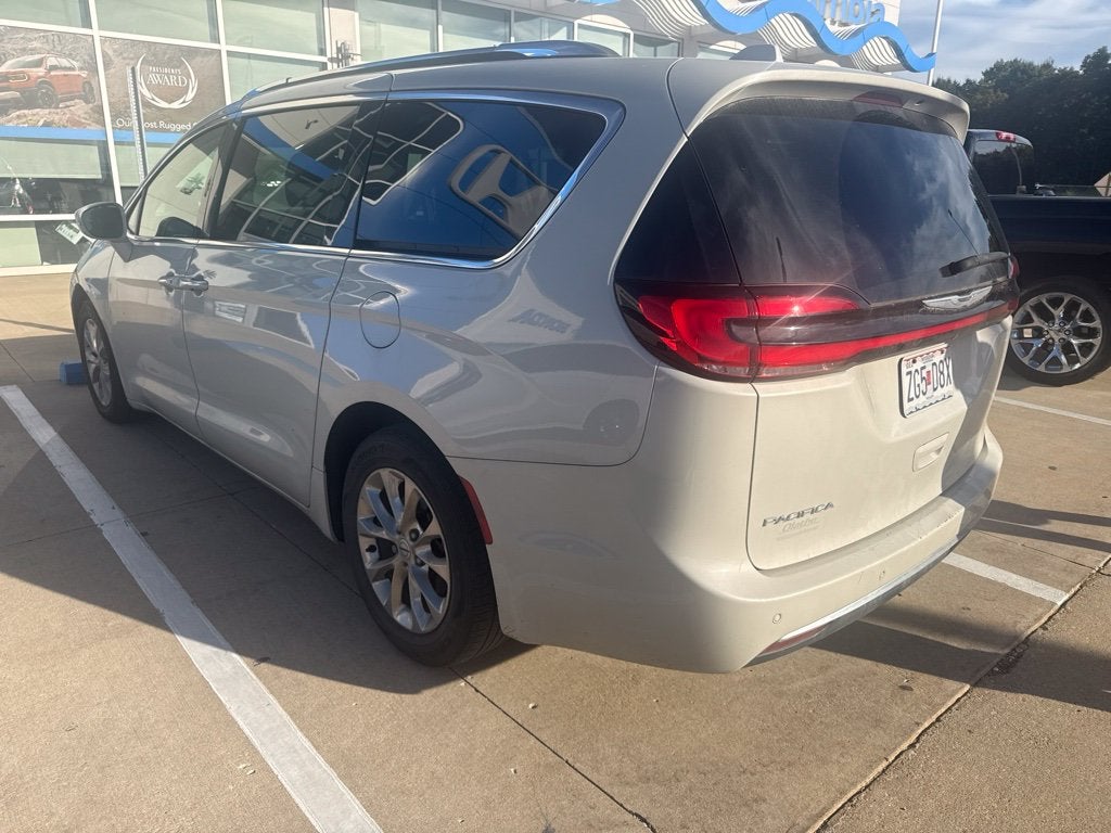 2021 Chrysler Pacifica Touring L