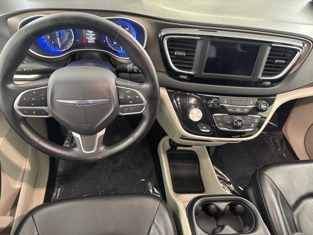 2020 Chrysler Voyager LXI