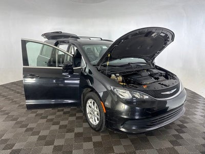 2020 Chrysler Voyager LXI