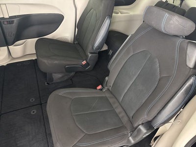 2021 Chrysler Pacifica Touring