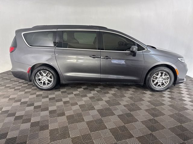 2021 Chrysler Pacifica Touring
