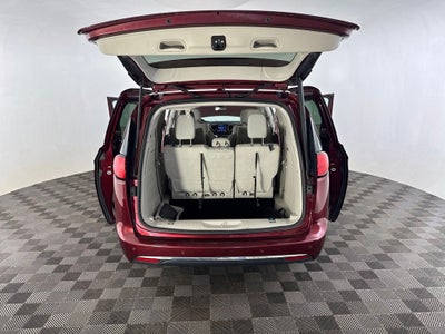 2018 Chrysler Pacifica Hybrid Touring Plus