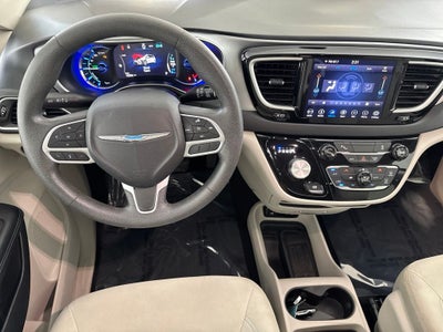 2018 Chrysler Pacifica Hybrid Touring Plus