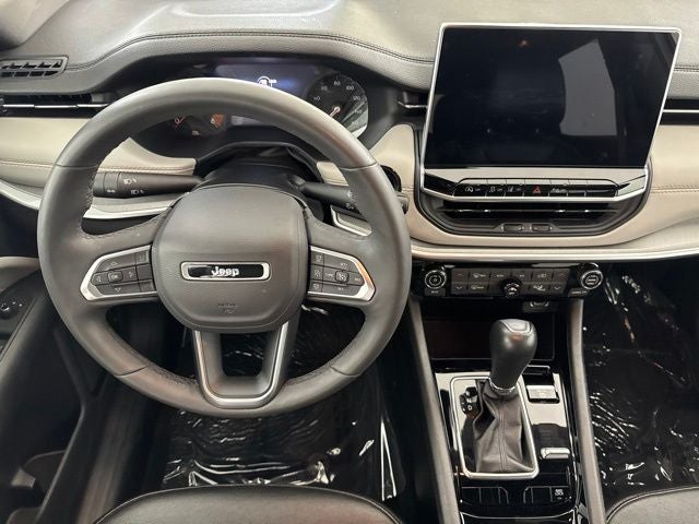 2025 Jeep Compass Limited - Photo 27