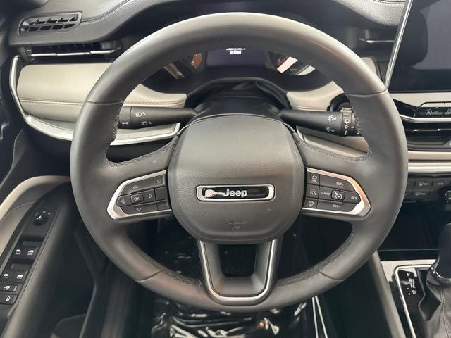 2025 Jeep Compass Limited - Photo 28