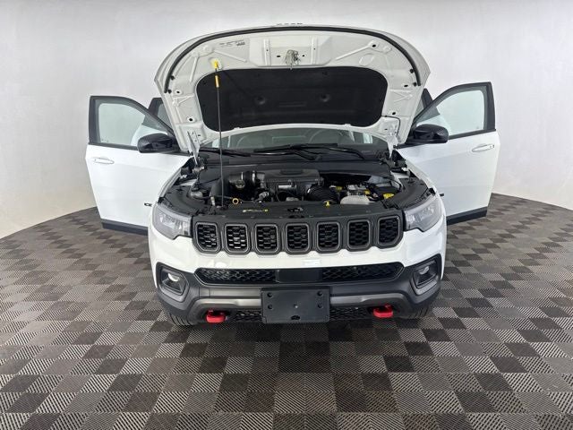 2025 Jeep Compass Trailhawk - Photo 14