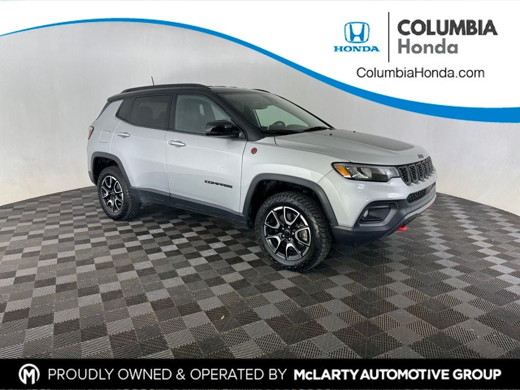 2025 Jeep Compass Trailhawk