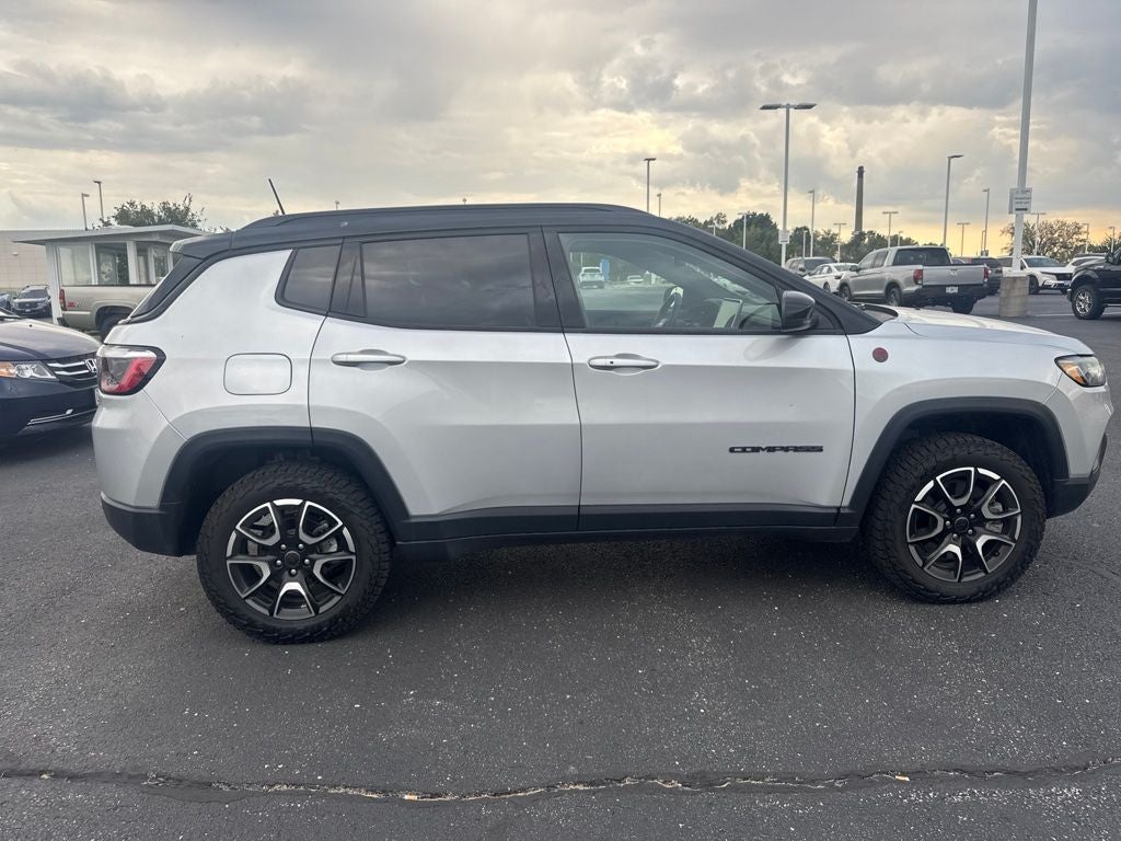 2025 Jeep Compass Trailhawk
