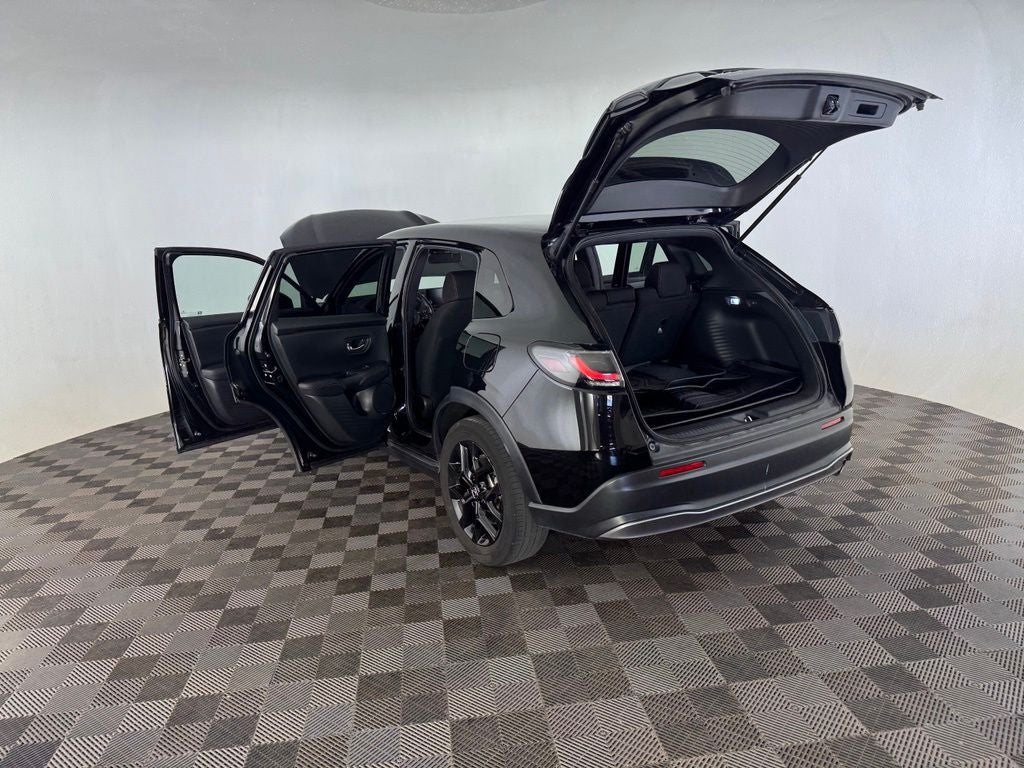 2025 Honda HR-V Sport - Photo 18